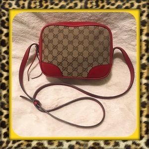 💥SPECIAL REDUCED PRICE! No offers FIRM!✅👑AUTHENTIC Gucci Bree Crossbody bag